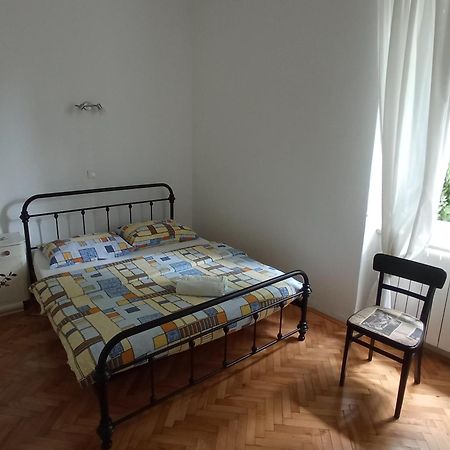 Apartman Pem Pula Exterior foto