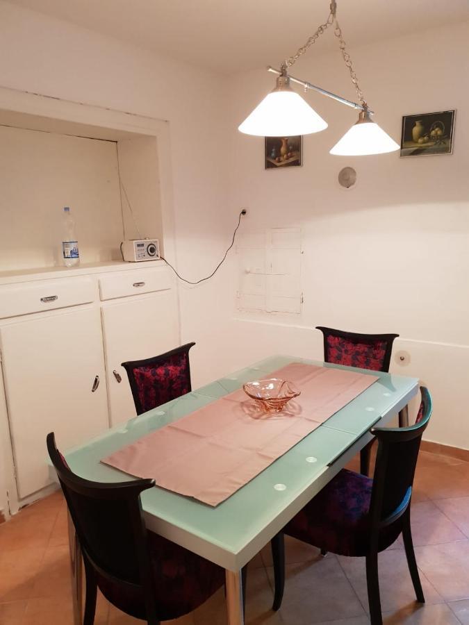Apartman Pem Pula Exterior foto